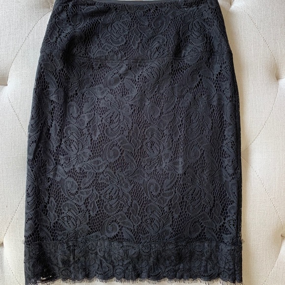 LYSSE - Black Lace Skirt - Picture 2 of 5